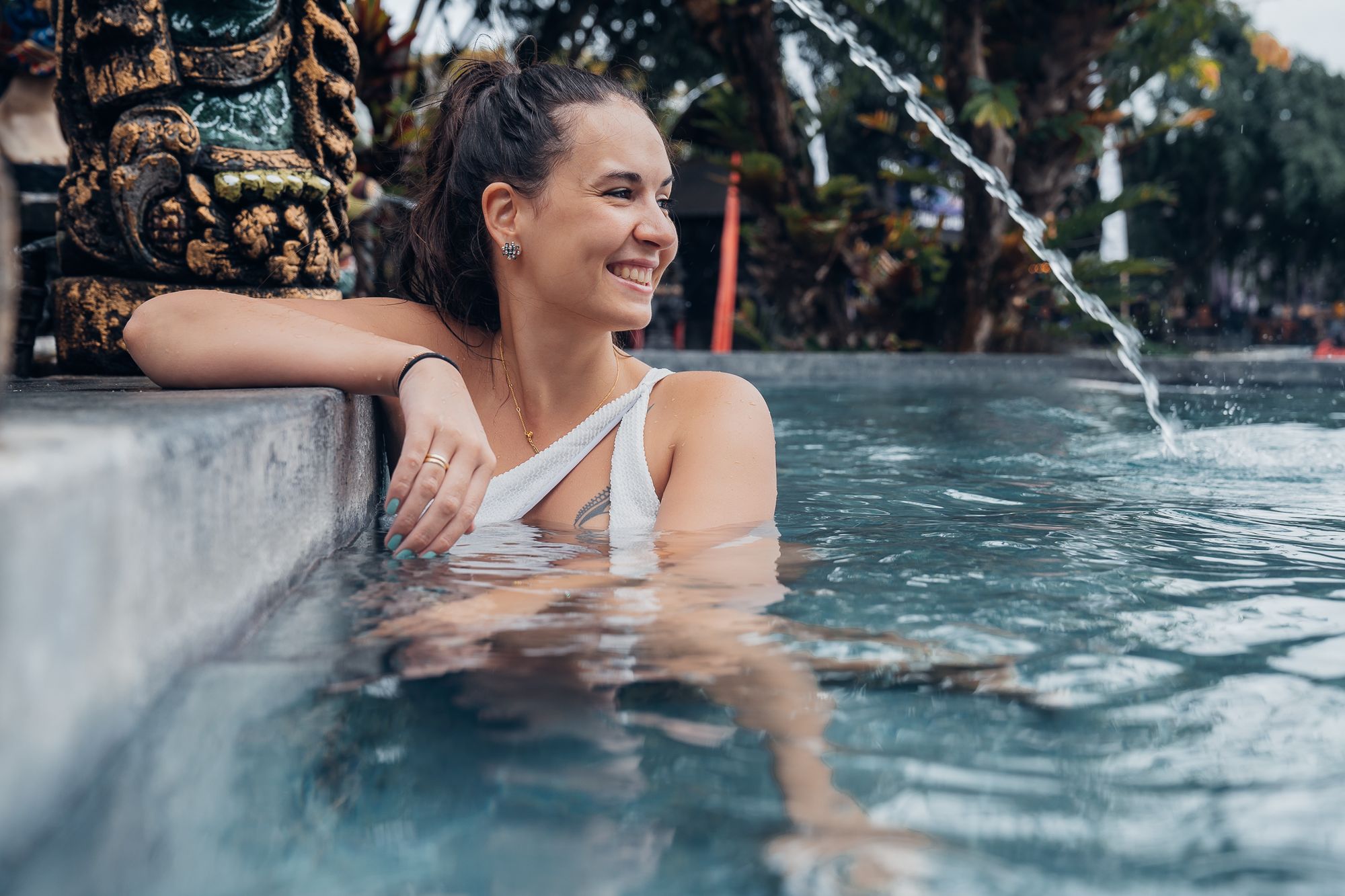 Faszination Bali: Sonnenaufgang am Mount Batur, natürliche heiße Quellen & der Tegenungan Wasserfall