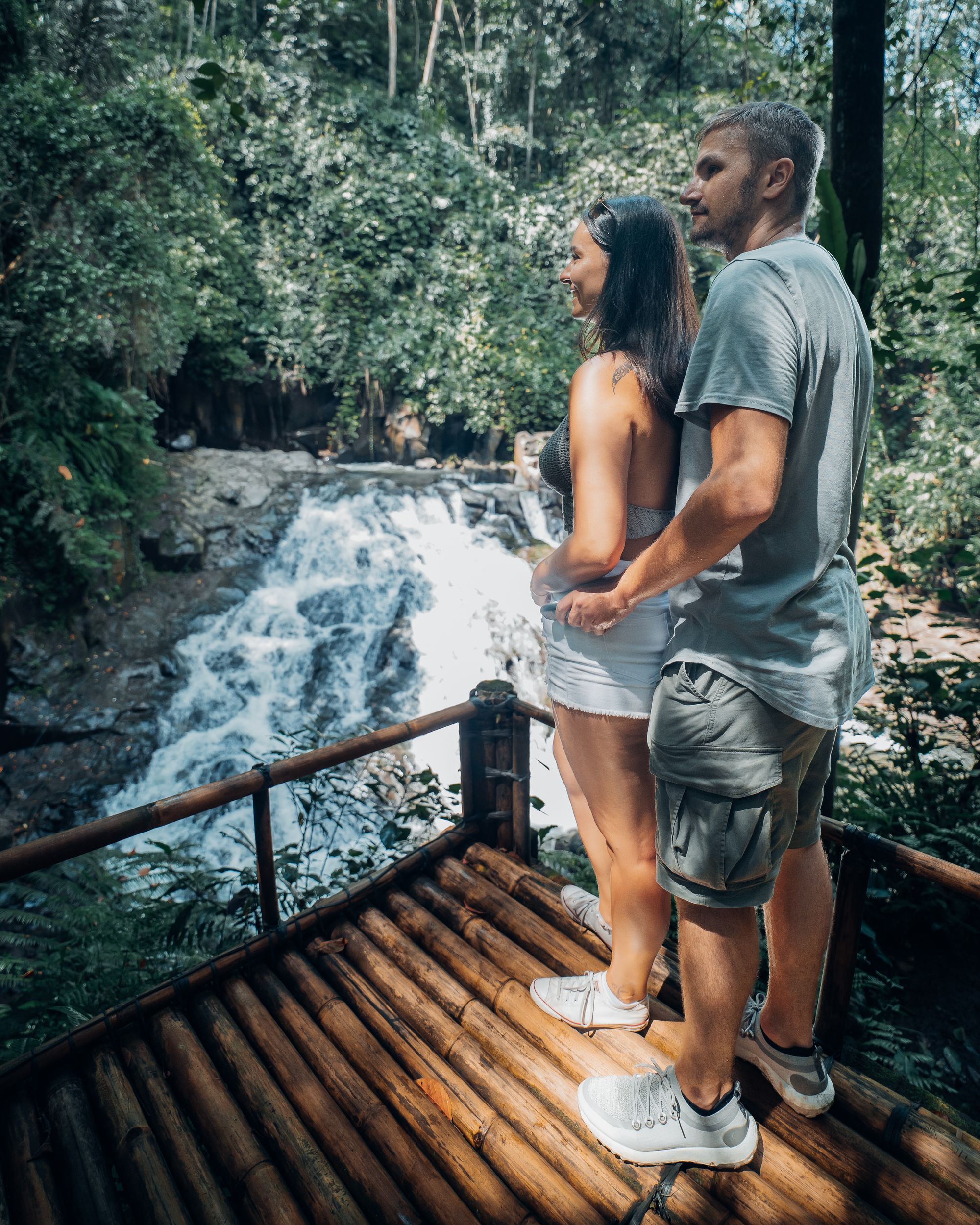 Verzaubert von der Natur: Entdecke die Magie des Goa Rang Reng Wasserfalls auf Bali