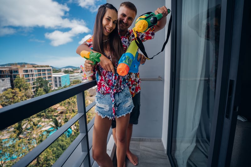 Songkran 2025: eine gigantische Wasserschlacht in ganz Thailand